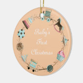 ベビー初めてのクリスマスカスタムの色と文字 セラミックオーナメント (左)