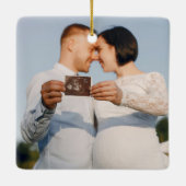 ベビー告知， 2枚の写真妊娠，妊娠 セラミックオーナメント (裏面)