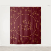 ベビー外は冷たい黄金の雪片 タペストリー (正面)