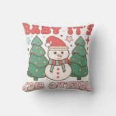 ベビー外は寒い クッション (正面)