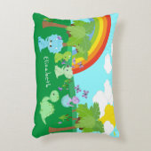 ベビー恐竜と蝶、虹、太陽 アクセントクッション (正面(垂直))
