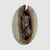 ベビー灰色リスのクリスマス オーナメント (正面)