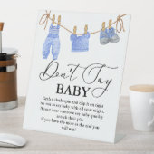 ベビー物干し線はベビーのパーティー標識を言わない 台座サイン (インサイチュ)