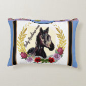 ベビー競走馬マーレがレースに勝つ アクセントクッション (裏面)