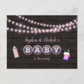 ベビー素朴はピンクの赤ちゃんシャワーを醸造している ポストカード (正面)