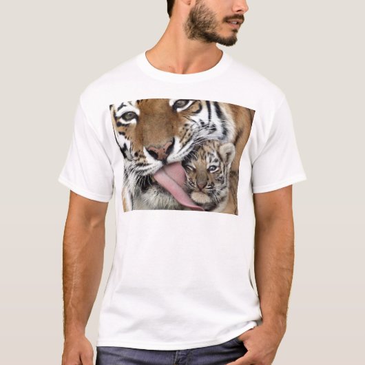 ベビー虎（浴場） Tシャツ (正面)