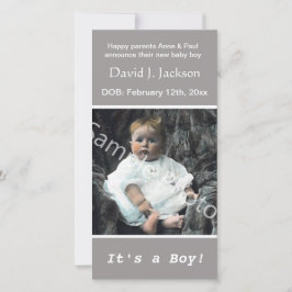 ベビー誕生の灰色の告知。写真の追加 案内状