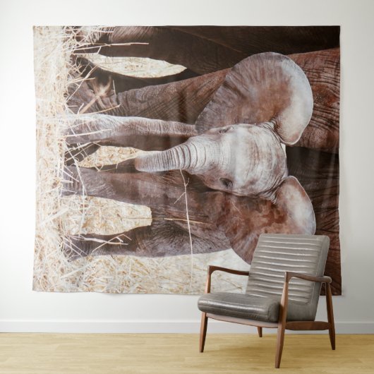 ベビー象かわいいアフリカゾウと母 タペストリー (インサイチュ(横))