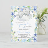 ベビー象と雲の男の子の赤ちゃんシャワー招待。 招待状 (スタンド正面)