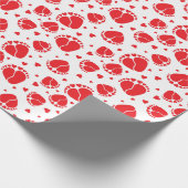 ベビー足とハートの赤色 ラッピングペーパー (角)