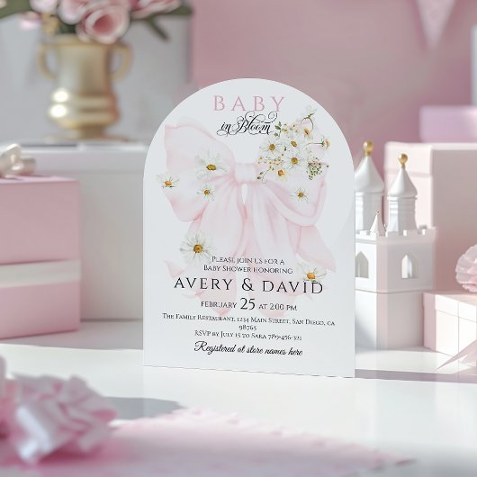 ベビー開花デイジーピンクボウガールベイビーシャワー 招待状