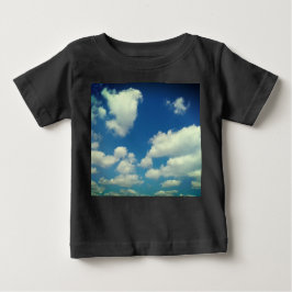 ベビー雲、青空 ベビーTシャツ