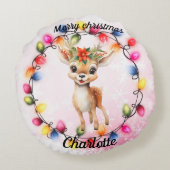 ベビー鹿が光のリース内に ラウンドクッション (裏面)