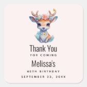 ベビー鹿と〔雄ジカの〕枝角と花の誕生日 感謝してい スクエアシール (正面)