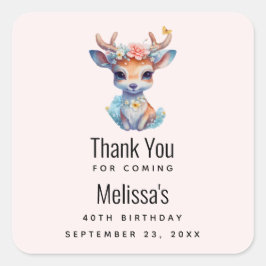 ベビー鹿と〔雄ジカの〕枝角と花の誕生日 感謝してい スクエアシール