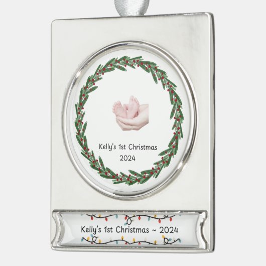 ベビー(ケリー)第1回クリスマスカスタムベビー名 シルバープレートバナーオーナメント (左)