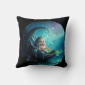 ベビー・マーメイドの休息 –  クッション (裏面)