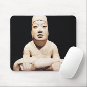 ベビー、Olmecを握る脚を組んで姿 マウスパッド (マウス)