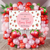 ベリーの最初のイチゴの誕生日 横断幕