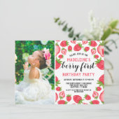 ベリーの最初のイチゴ1st誕生日パーティー写真 招待状 (スタンド正面)