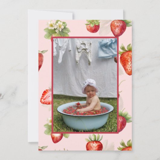 ベリーの最初の水の色イチゴの最初の誕生日 招待状 (裏面)