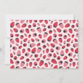 ベリーの最初の誕生日パーティー写真ストロベリー 招待状 (裏面)