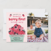ベリーの1歳の誕生日パーティーの写真 いちご 招待状 (正面)