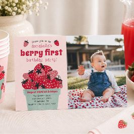 ベリーの1歳の誕生日パーティーの写真 いちご 招待状