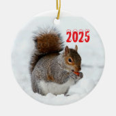 ベリーオーナメントで雪のリス セラミックオーナメント (正面)