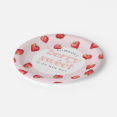 ベリースイートストロベリーハートガールベビーシャワー ペーパープレート (アングル)