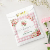 ベリースイートストロベリーベビーシャワー フェイバーバッグ (封をした状態)