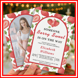 ベリースイートストロベリーベビーシャワー | フォト 招待状