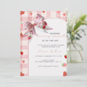 ベリースイートピンクストロベリーコケットベビーシャワー 招待状 (スタンド正面)