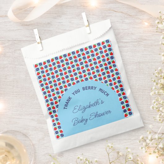 ベリースイートベビーシャワー フェイバーバッグ (クリップ留めされた状態)