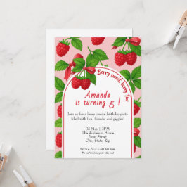 ベリースイートラズベリー子供の誕生日招待状 招待状