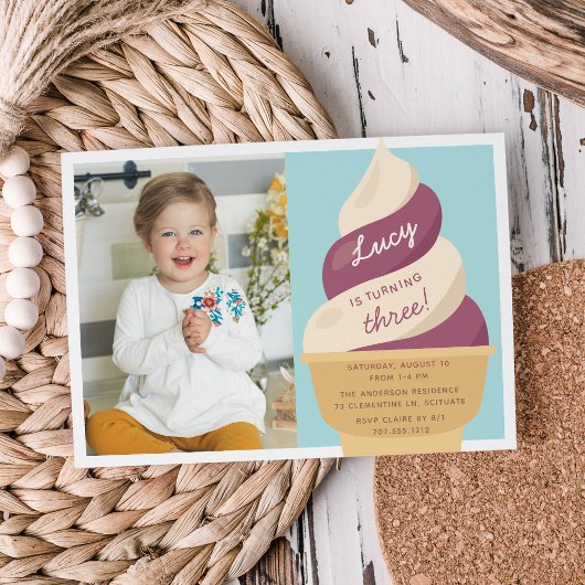 ベリーバニラアイスクリーム子供の誕生日パーティー写真 招待状