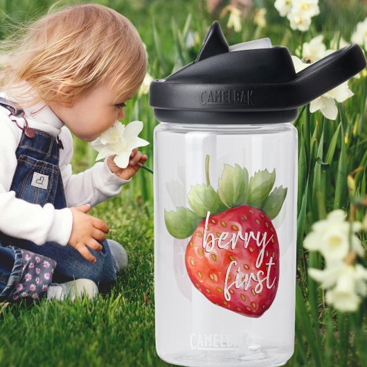 ベリーファーストかわいいイチゴ1st誕生日パーティー ウォーターボトル
