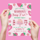 ベリーファーストストロベリーバースデーパーティー 招待状