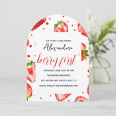 ベリーファーストストロベリー誕生日招待状レッド 招待状 (スタンド正面)