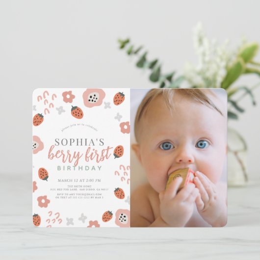 ベリーファーストピンクストロベリー1stバースデーフォト 招待状 (スタンド正面)