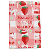 ベリーファースト誕生日いちごファーストネーム ミディアムペーパーバッグ (正面)