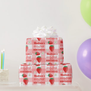 ベリーファースト誕生日いちごファーストネーム ラッピングペーパー