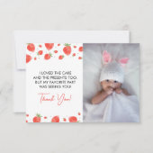 ベリーファースト誕生日写真サンキューカード 招待状 (正面)