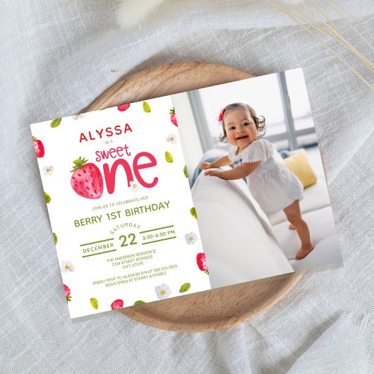 ベリーファースト誕生日写真 招待状
