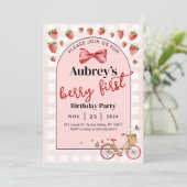 ベリーファースト誕生日招待状 招待状 (スタンド正面)