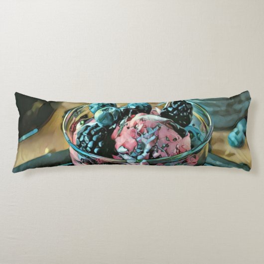 ベリー入りアイスクリームケーキ ボディピロー (正面)