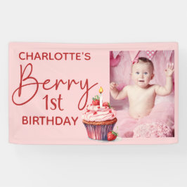ベリー1歳の誕生日 ピンク 赤いイチゴ 名前 写真 横断幕