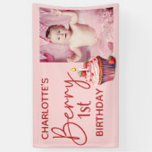 ベリー1歳の誕生日 ピンク 赤いイチゴ 名前 写真 横断幕 (縦)