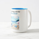 ベルのマグカップ – 「青い髪の女性が言った」 ツートーンマグカップ (正面右)