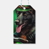 ベルギーのシェパードが自転車を運転する聖パトリックの日 ギフトタグ (裏面)